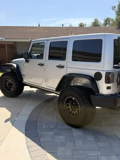 2011 Jeep JK Wrangler - Image 2 of 9