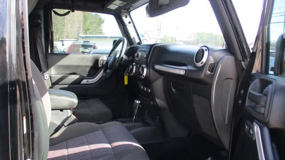 2011 Jeep JK Wrangler - Image 9 of 16