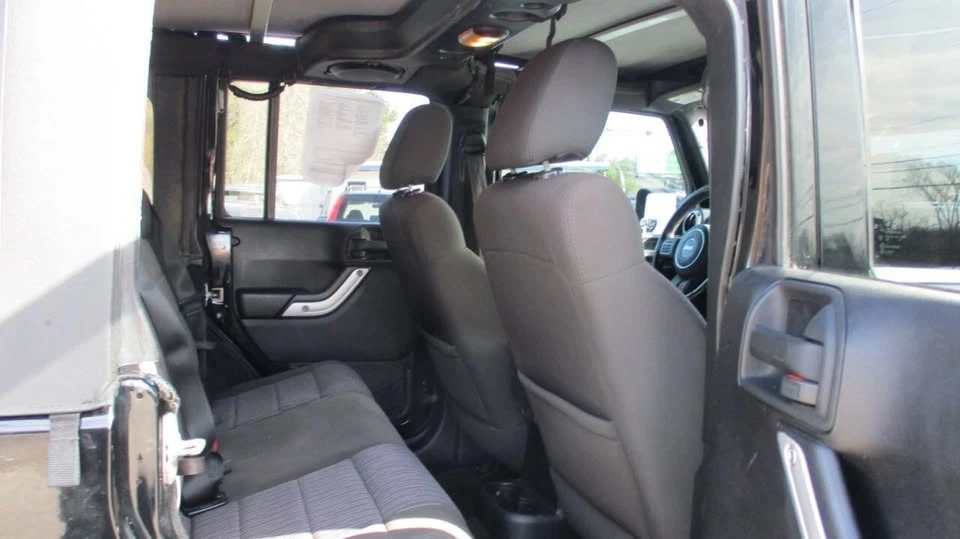 2011 Jeep JK Wrangler - Image 11 of 16