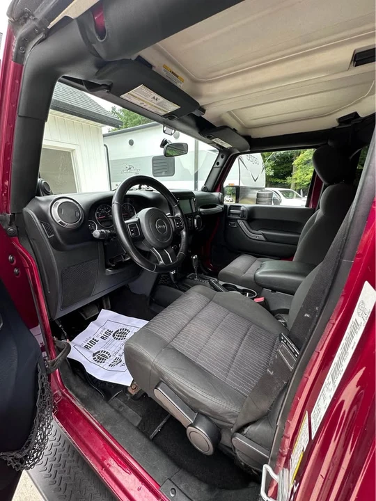 2011 Jeep JK Wrangler - Image 12 of 13