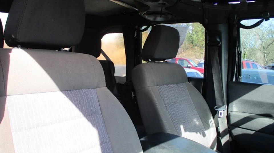 2011 Jeep JK Wrangler - Image 10 of 16