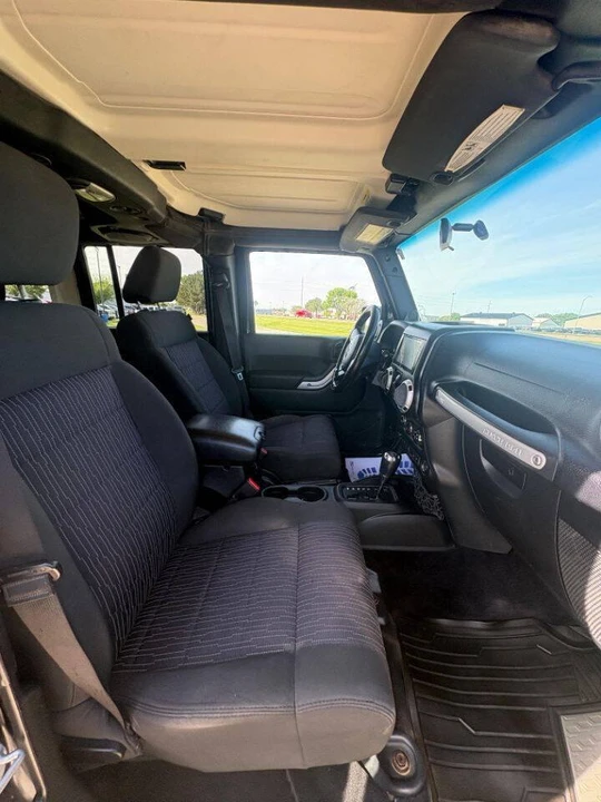 2011 Jeep JK Wrangler - Image 19 of 20