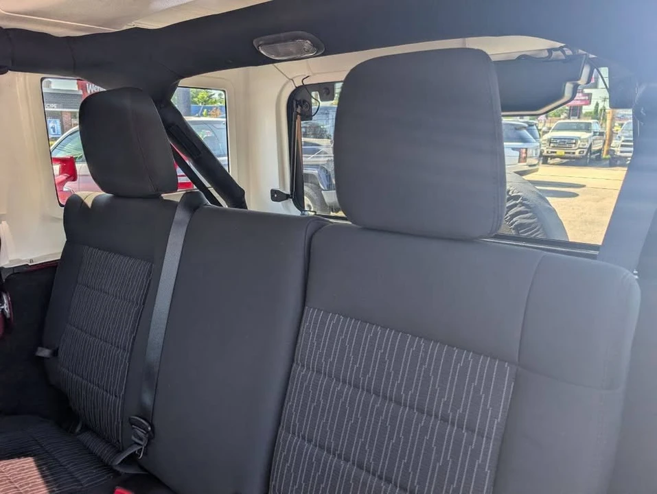 2011 Jeep JK Wrangler - Image 11 of 18