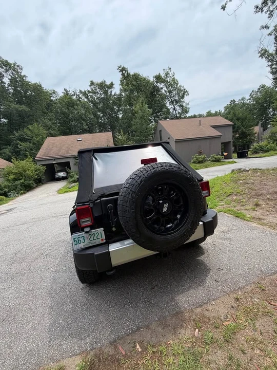 2011 Jeep JK Wrangler - Image 13 of 14