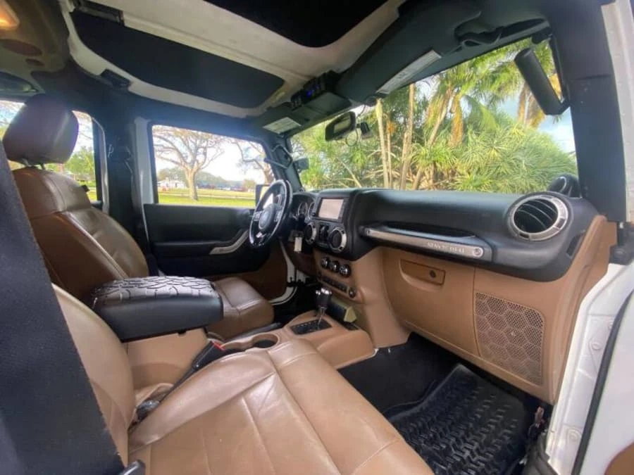 2011 Jeep JK Wrangler - Image 18 of 19