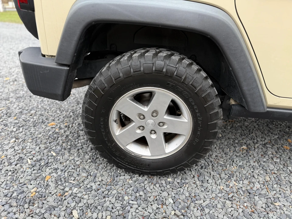 2011 Jeep JK Wrangler - Image 24 of 31