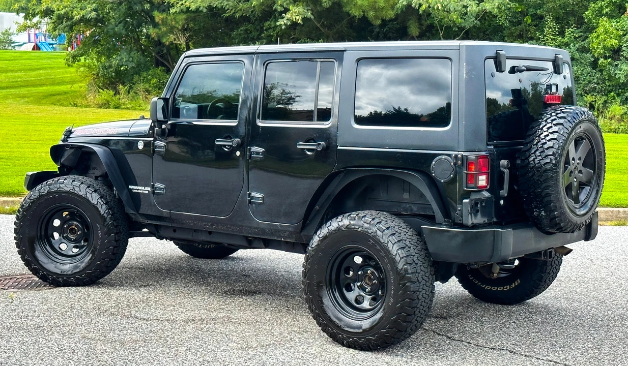2011 Jeep JK Wrangler - Image 10 of 31