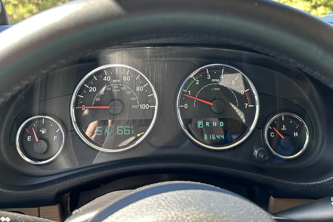 2011 Jeep JK Wrangler - Image 29 of 31