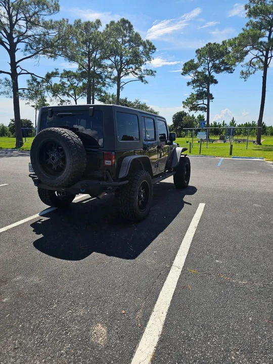 2011 Jeep JK Wrangler - Image 5 of 15