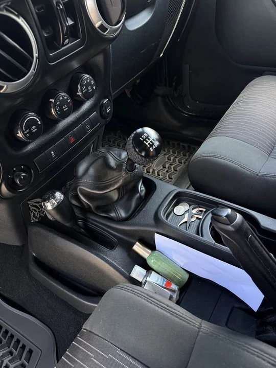 2011 Jeep JK Wrangler - Image 14 of 18