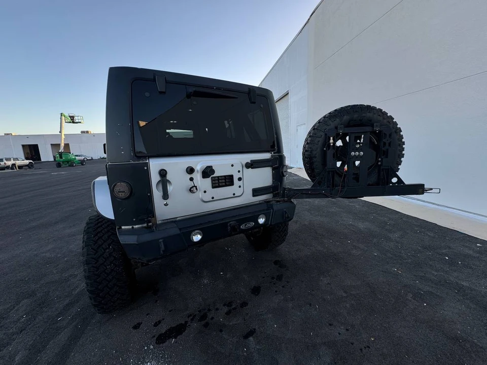 2011 Jeep JK Wrangler - Image 11 of 24