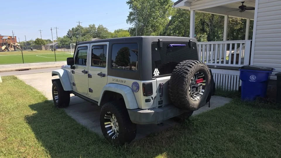 2011 Jeep JK Wrangler - Image 4 of 7