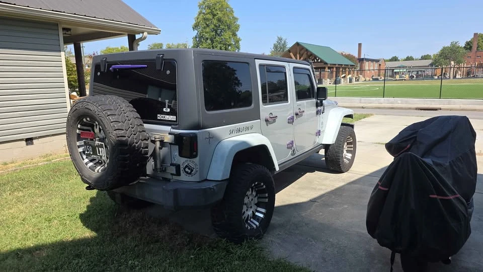 2011 Jeep JK Wrangler - Image 5 of 7