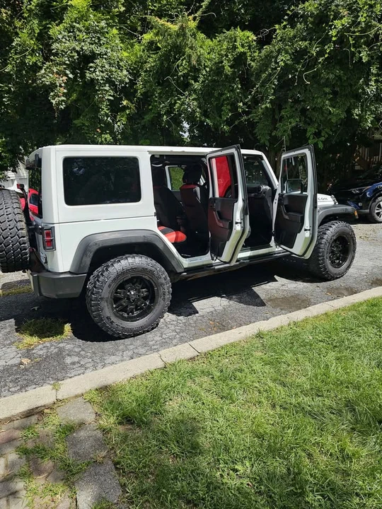 2011 Jeep JK Wrangler - Image 4 of 10