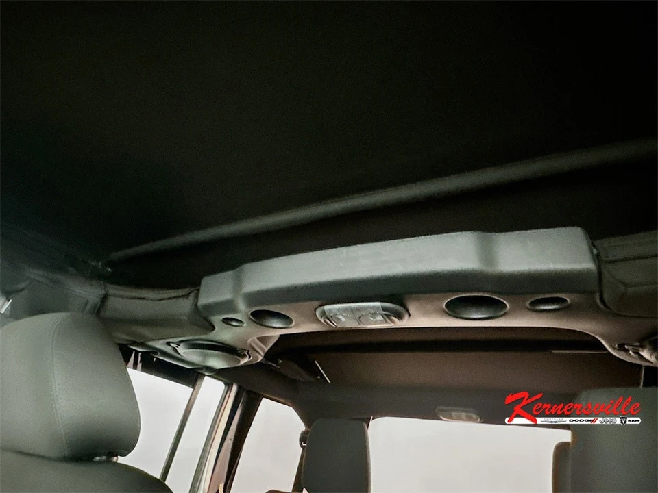 2011 Jeep JK Wrangler - Image 20 of 21