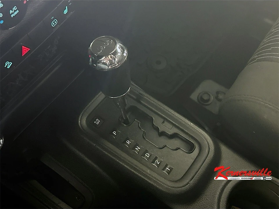 2011 Jeep JK Wrangler - Image 16 of 21