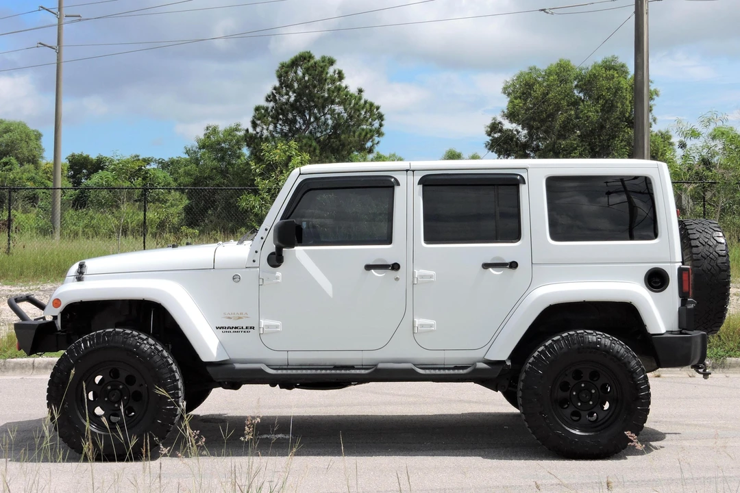 2011 Jeep JK Wrangler - Image 3 of 5