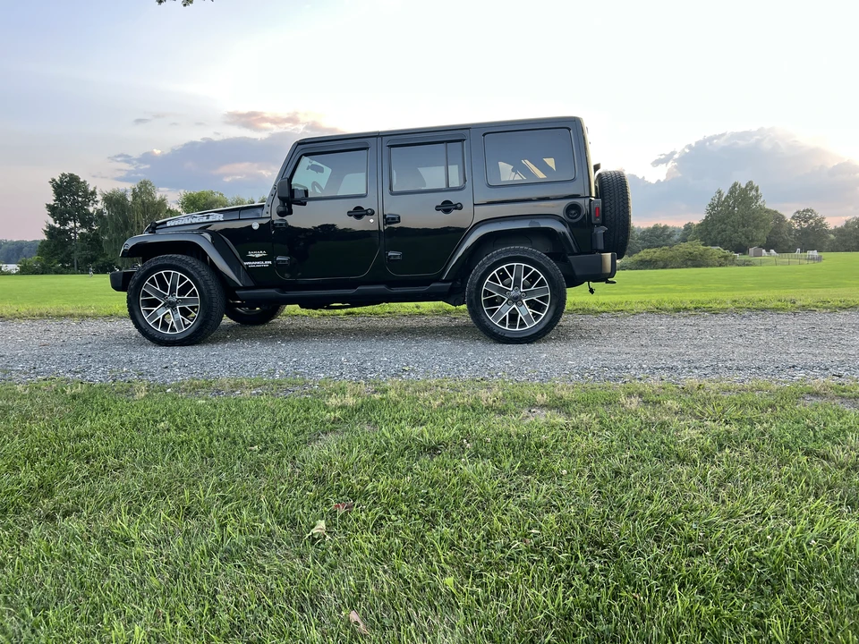2011 Jeep JK Wrangler - Image 15 of 31