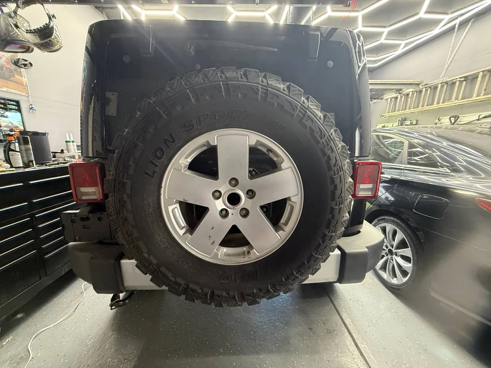 2011 Jeep JK Wrangler - Image 5 of 7