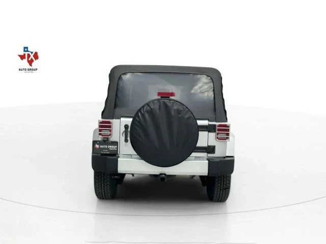 2011 Jeep JK Wrangler - Image 9 of 12