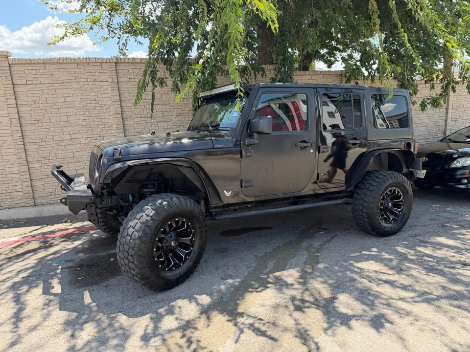 2011 Jeep JK Wrangler - Image 16 of 18