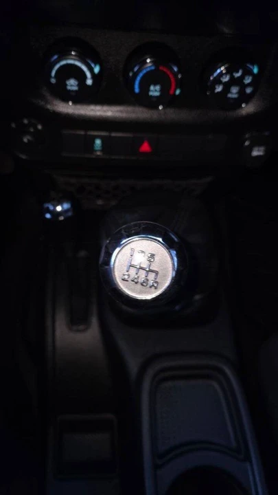 2011 Jeep JK Wrangler - Image 15 of 20