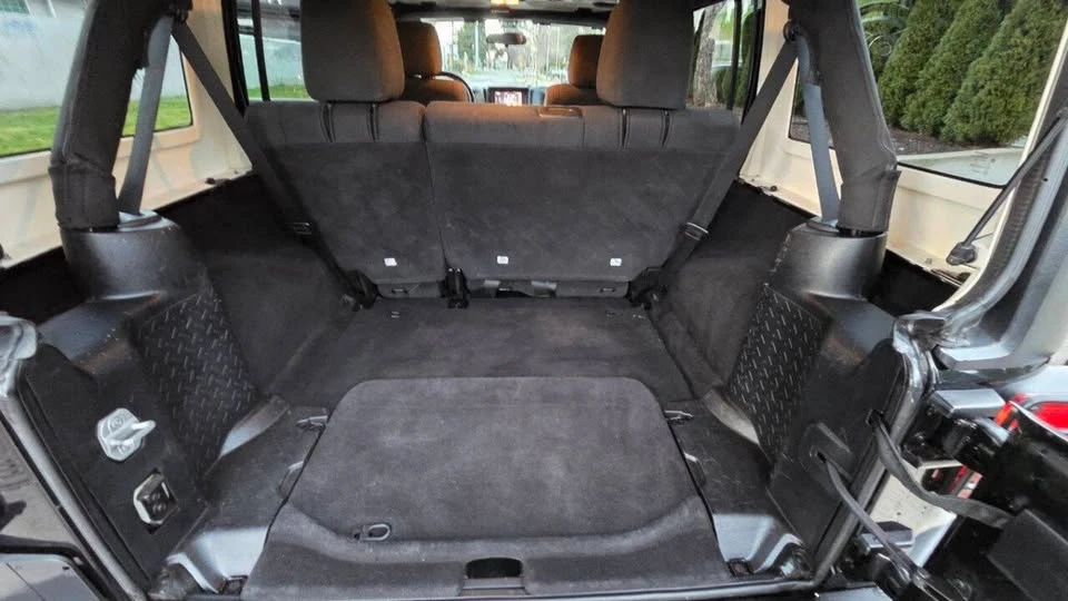 2011 Jeep JK Wrangler - Image 13 of 20