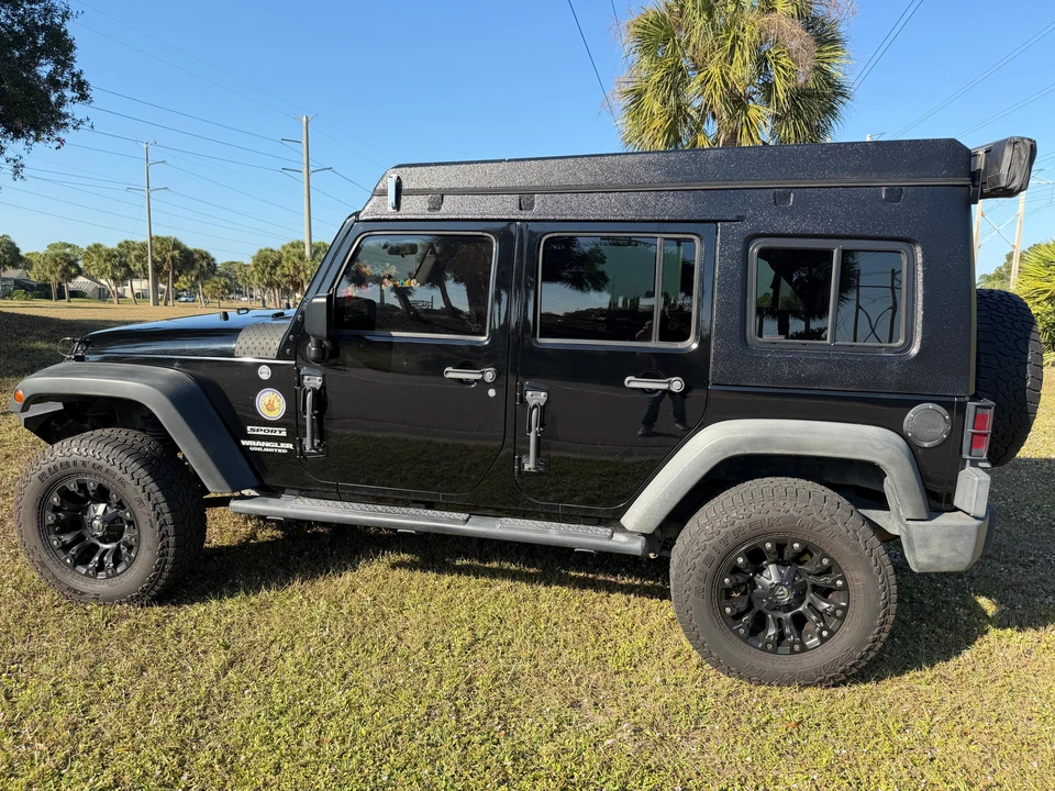 2011 Jeep JK Wrangler - Image 11 of 31