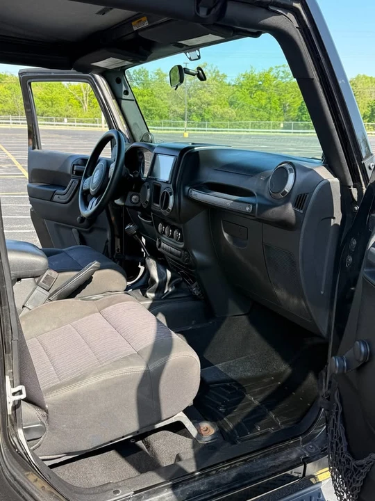 2011 Jeep JK Wrangler - Image 10 of 11