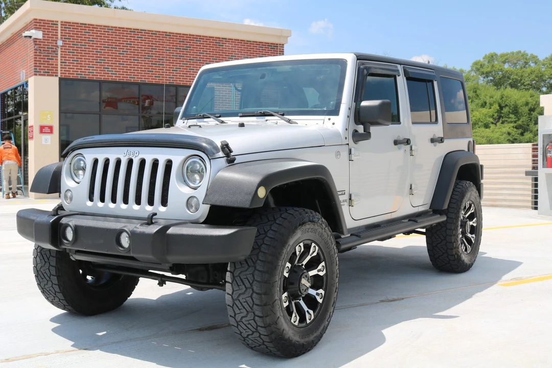 2011 Jeep JK Wrangler - Image 4 of 31