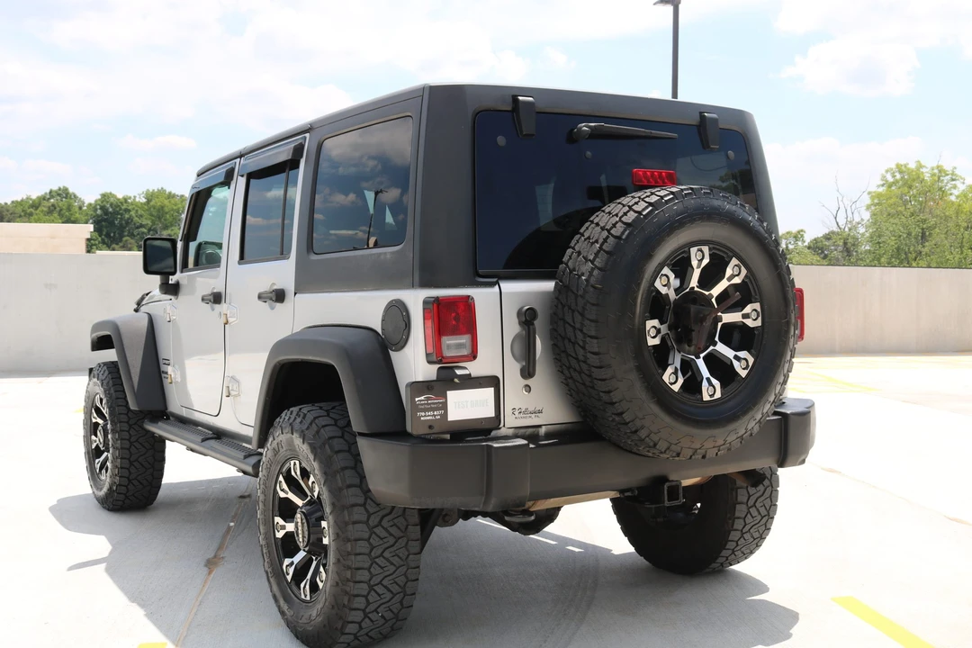 2011 Jeep JK Wrangler - Image 10 of 31
