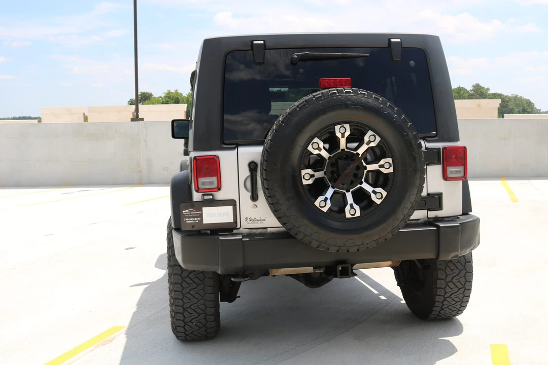 2011 Jeep JK Wrangler - Image 14 of 31