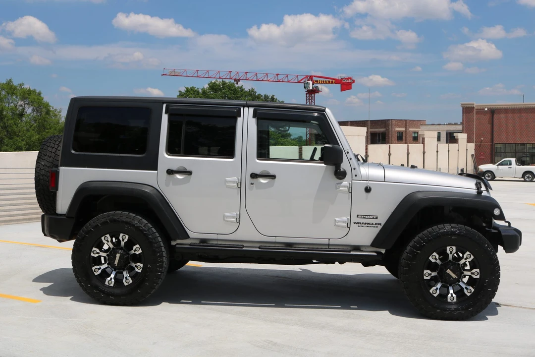 2011 Jeep JK Wrangler - Image 20 of 31