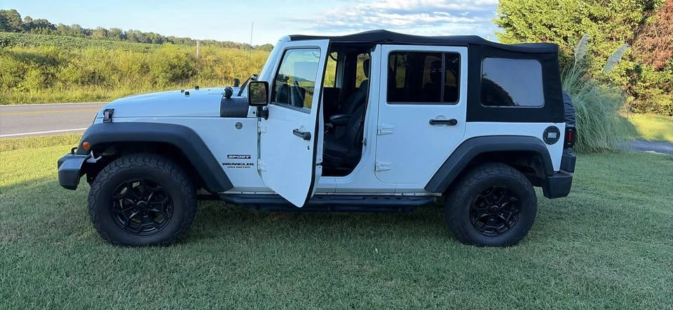 2011 Jeep JK Wrangler - Image 2 of 10