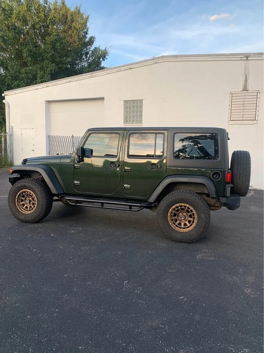 2011 Jeep JK Wrangler - Image 13 of 14