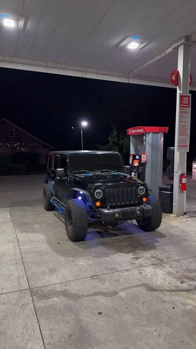 2011 Jeep JK Wrangler - Image 4 of 5