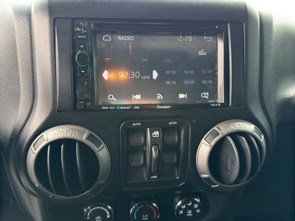 2011 Jeep JK Wrangler - Image 19 of 20