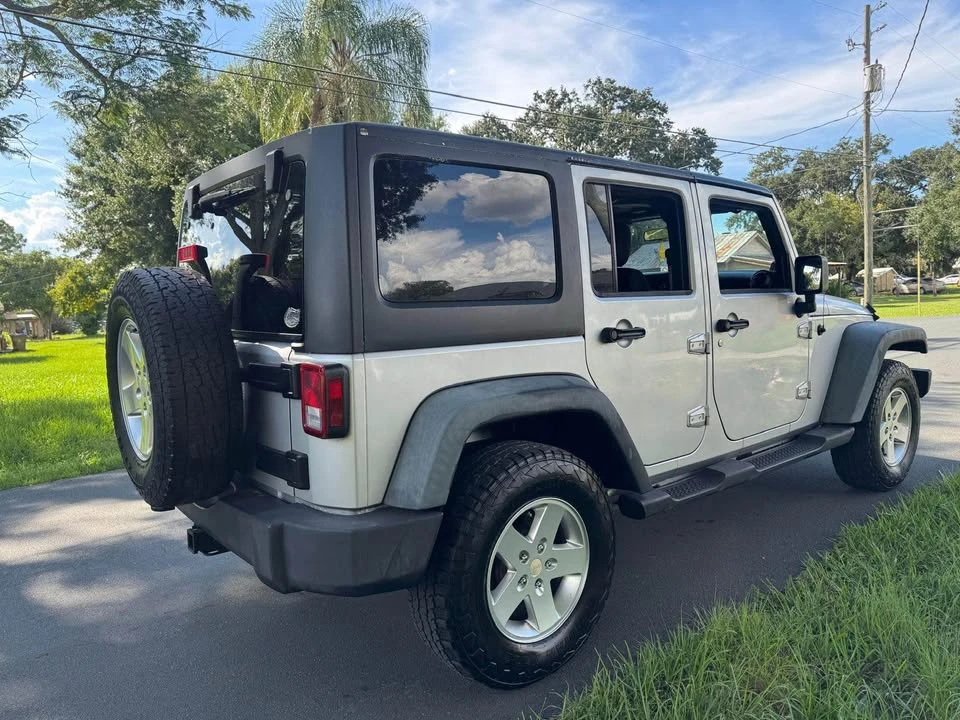 2011 Jeep JK Wrangler - Image 10 of 11