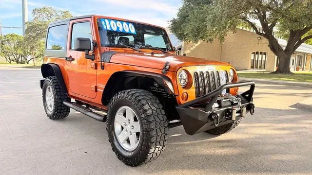 2011 Jeep Wrangler Unlimited Sport Utility 2D