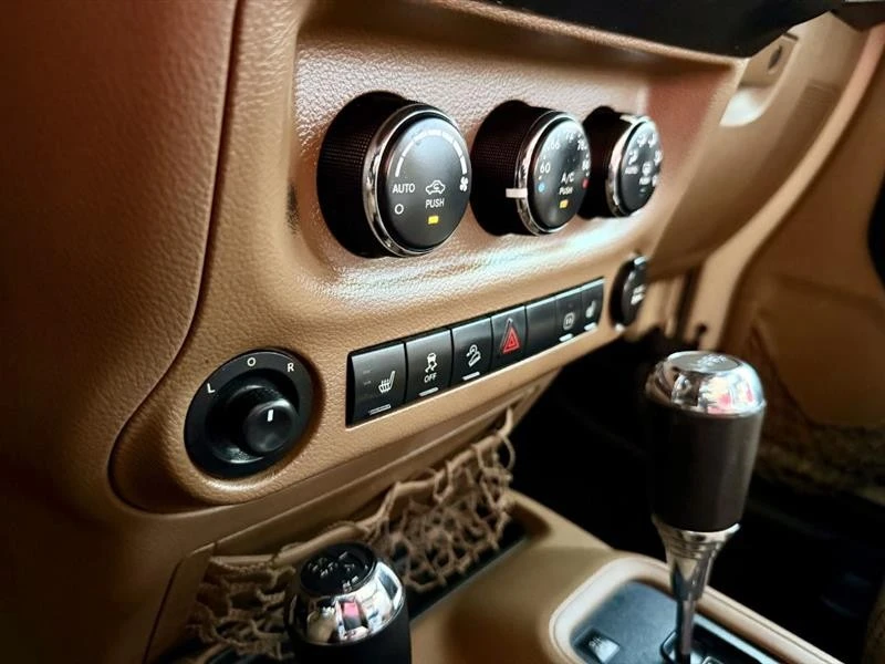 2011 Jeep JK Wrangler - Image 17 of 18