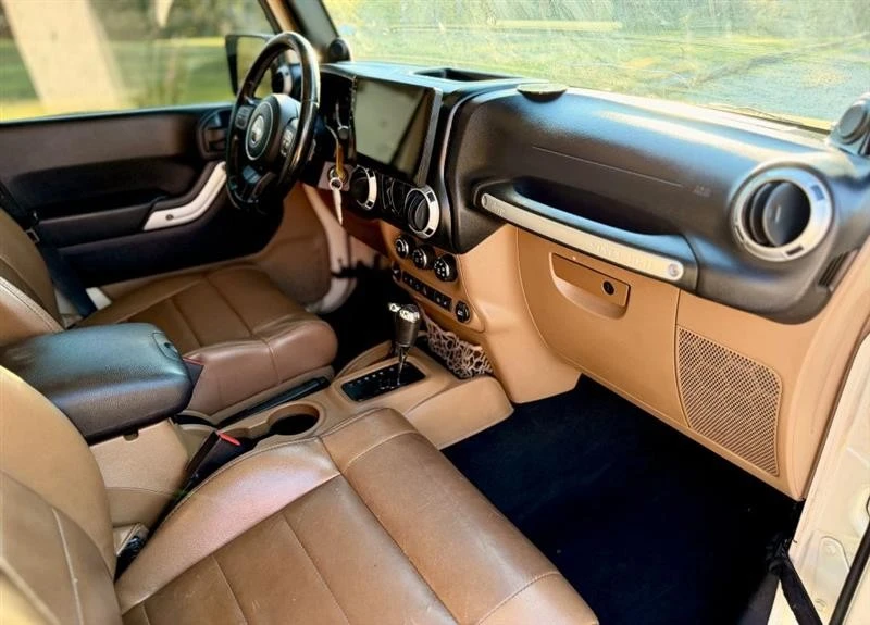 2011 Jeep JK Wrangler - Image 14 of 18
