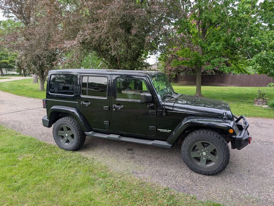 2011 Jeep JK Wrangler - Image 2 of 10