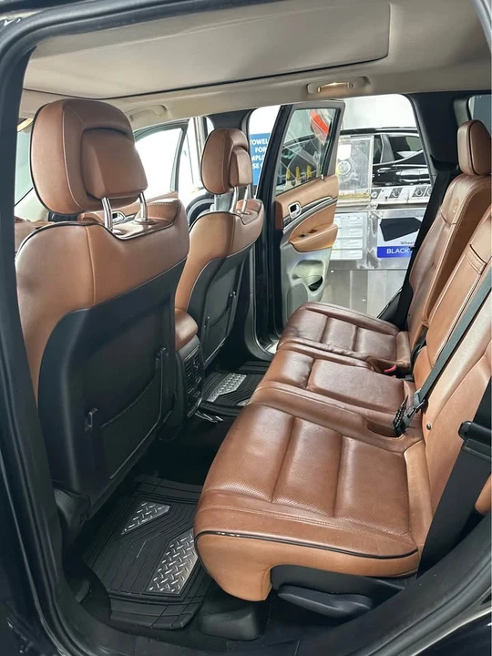 2011 Jeep WK2 Grand Cherokee - Image 2 of 8