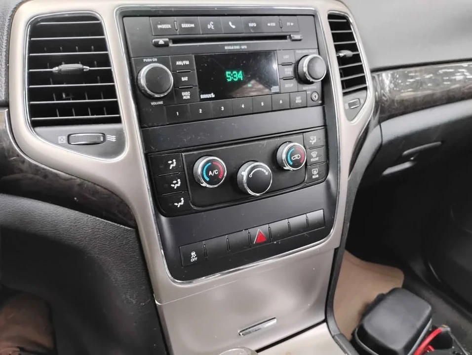 2011 Jeep WK2 Grand Cherokee - Image 9 of 10