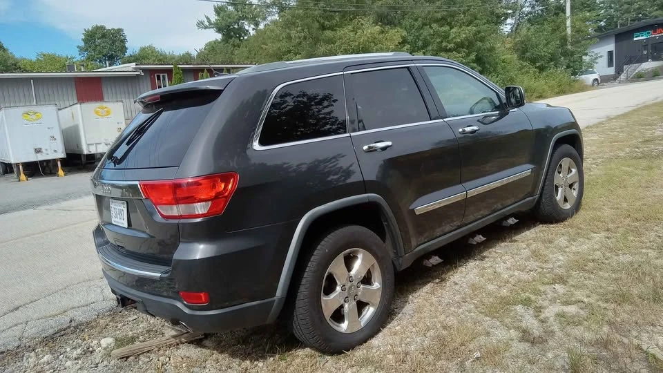 2011 Jeep WK2 Grand Cherokee - Image 8 of 10