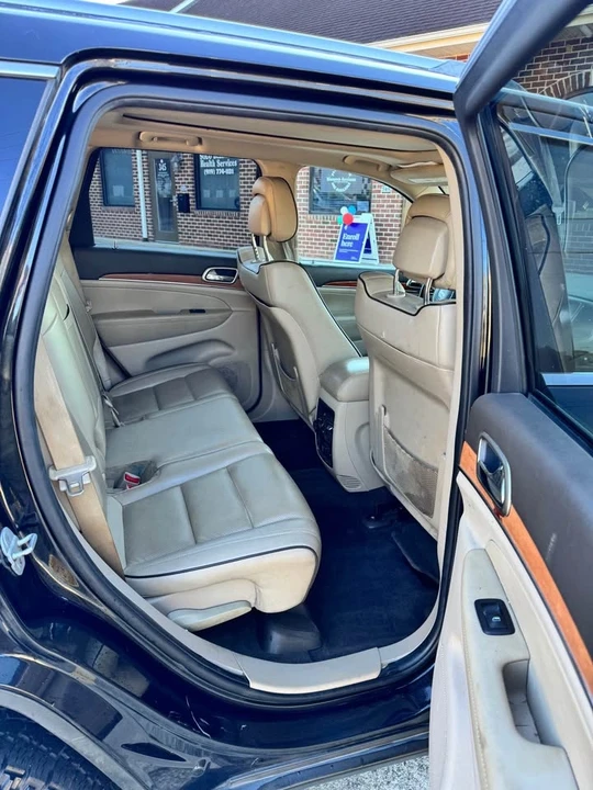 2011 Jeep WK2 Grand Cherokee - Image 11 of 13
