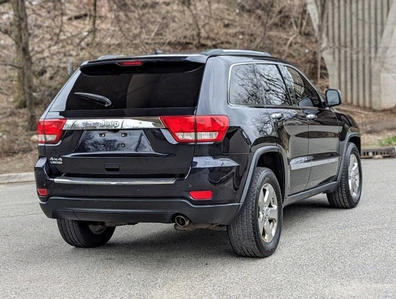2011 Jeep WK2 Grand Cherokee - Image 2 of 3