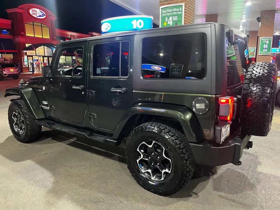 2011 Jeep JK Wrangler - Image 2 of 8