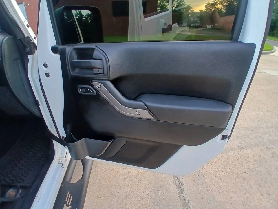 2011 Jeep JK Wrangler - Image 13 of 23