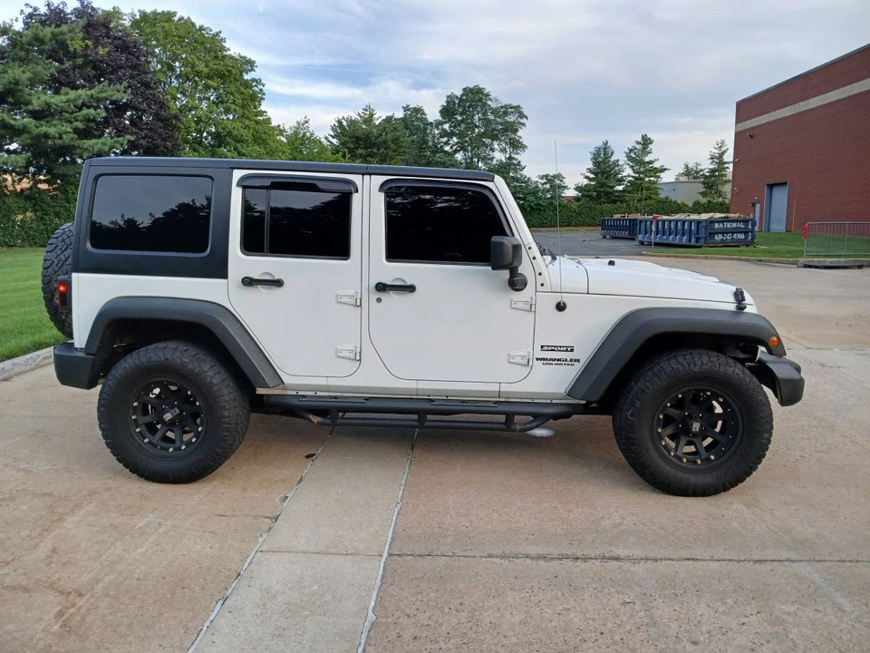 2011 Jeep JK Wrangler - Image 4 of 23